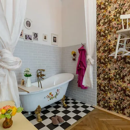 Apartment Vintage In The Center *