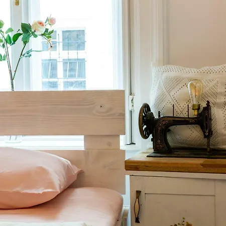 Vintage In The Center Apartment *